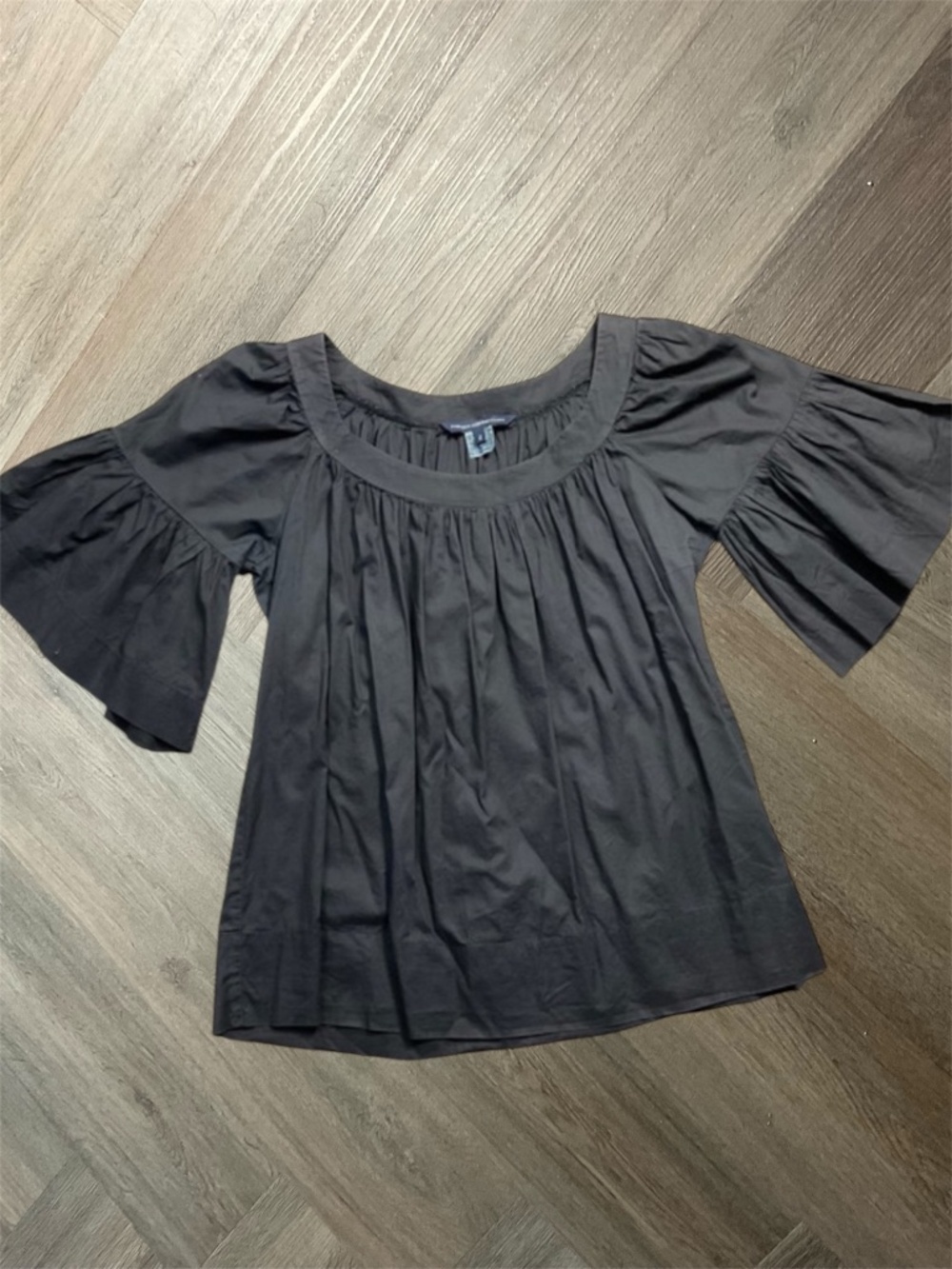 French Connection Blouse Womens 2 Black Bell Sleeve Pleated Boho Peasant Classy